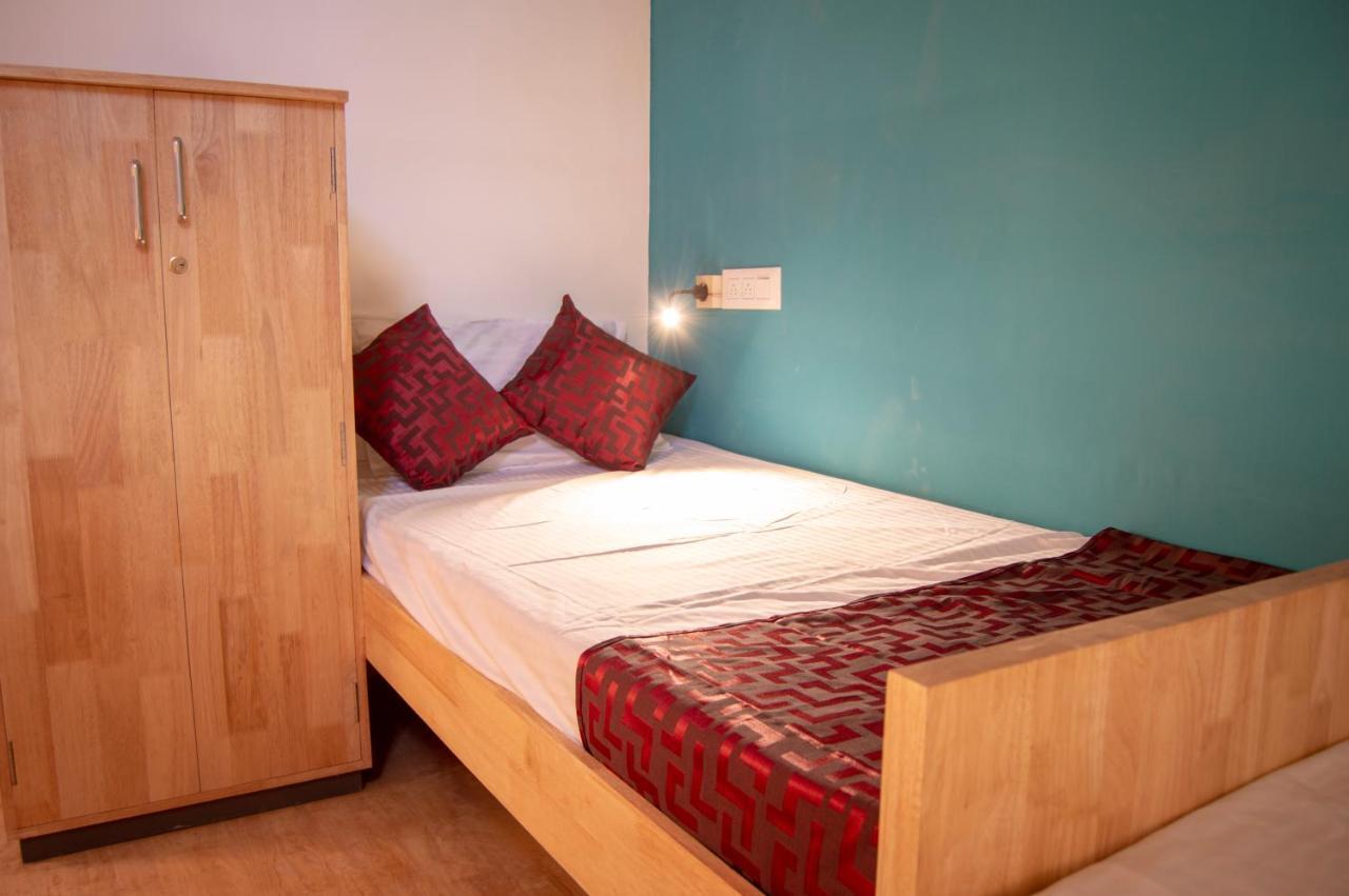 Roambay Hostel ไมซอร์ ภายนอก รูปภาพ